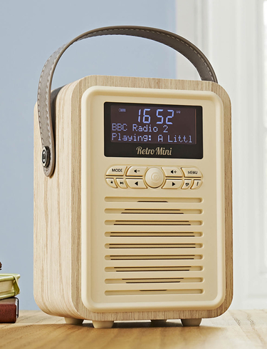 Real Wood DAB FM Radio
